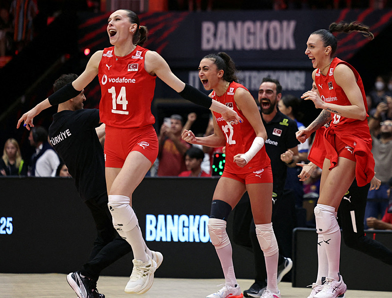 Türkiye, finalde İtalya ile karşılaşacak (EPA)