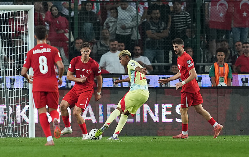 Kenan Yıldız, İsmail Yüksek ve Arda Güler (AA)