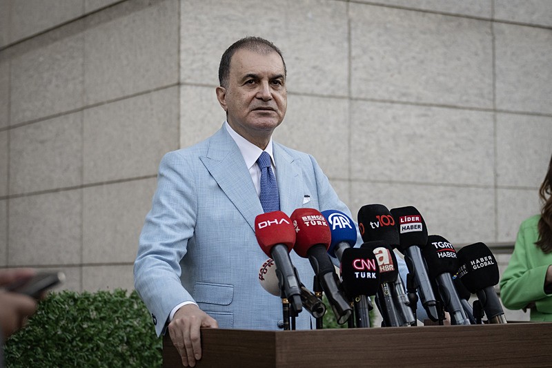 AK Parti Sözcüsü Çelik, Kocaeli'de gündeme ilişkin açıklamalarda bulundu. (AA)