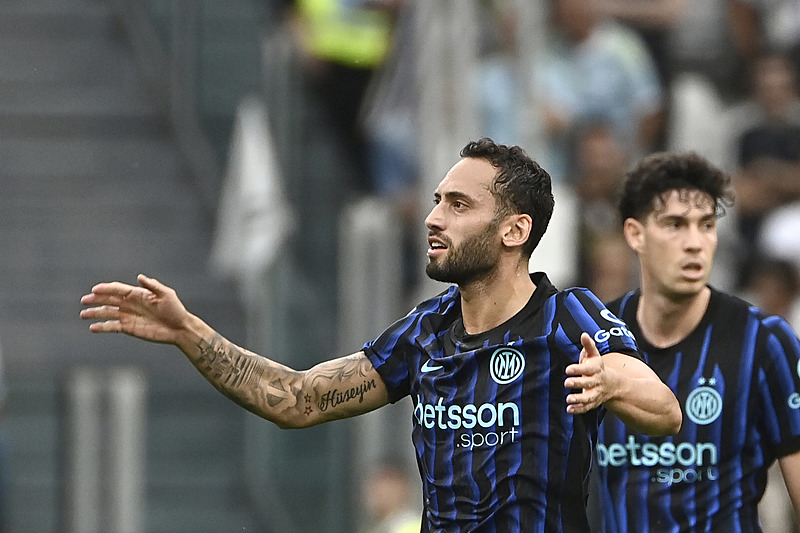 Hakan Çalhanoğlu (AA)