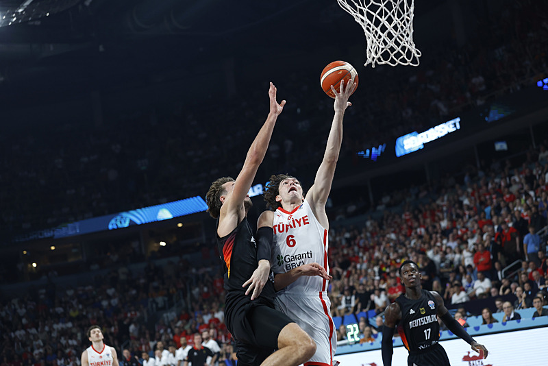 Cedi Osman (EPA)