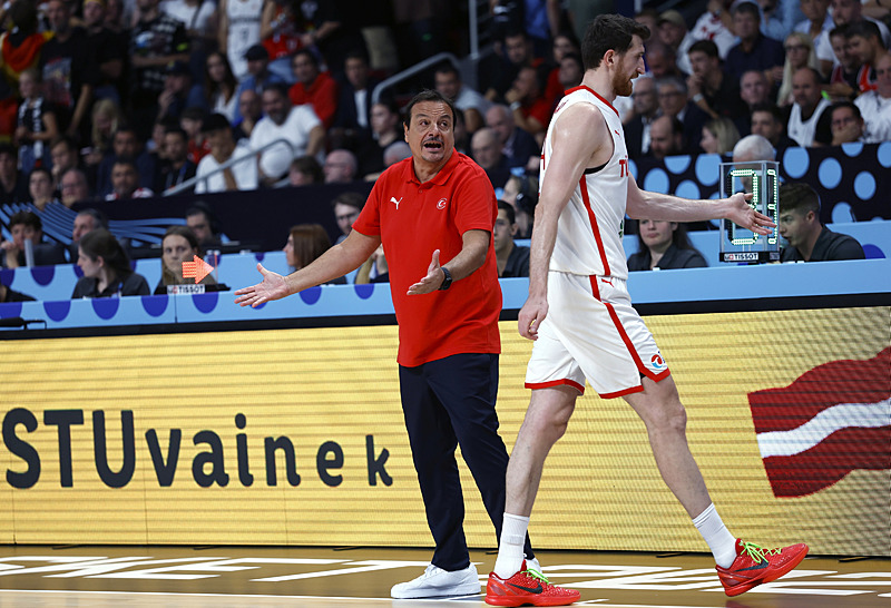 Ergin Ataman (EPA)