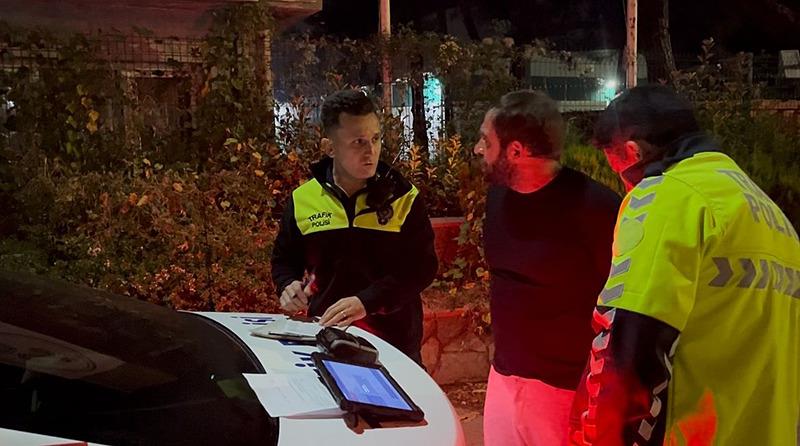 Aranması olan şüpheli polis uygulamasında kardeşinin kimliğini vererek kurtulmaya çalıştı! (takvim foto arşiv)