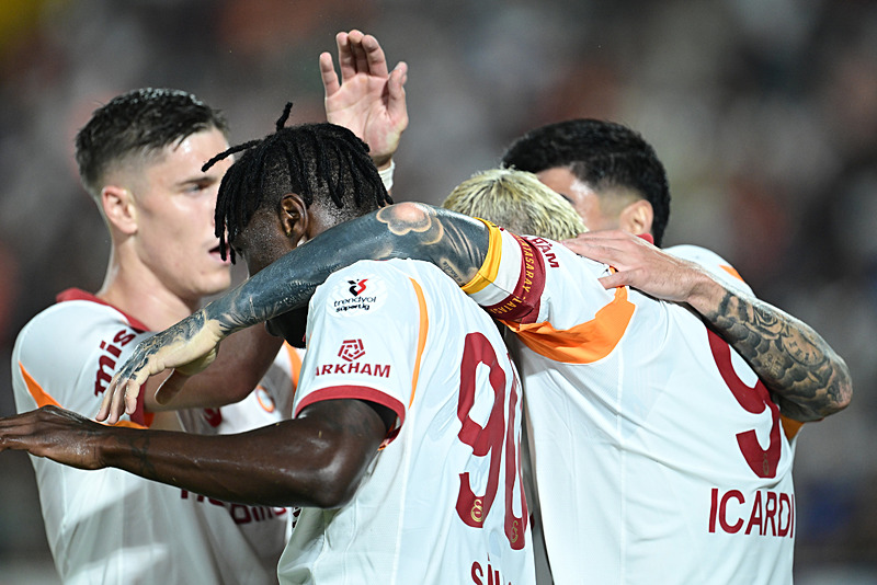 Galatasaray'ın gol sevinci (AA)