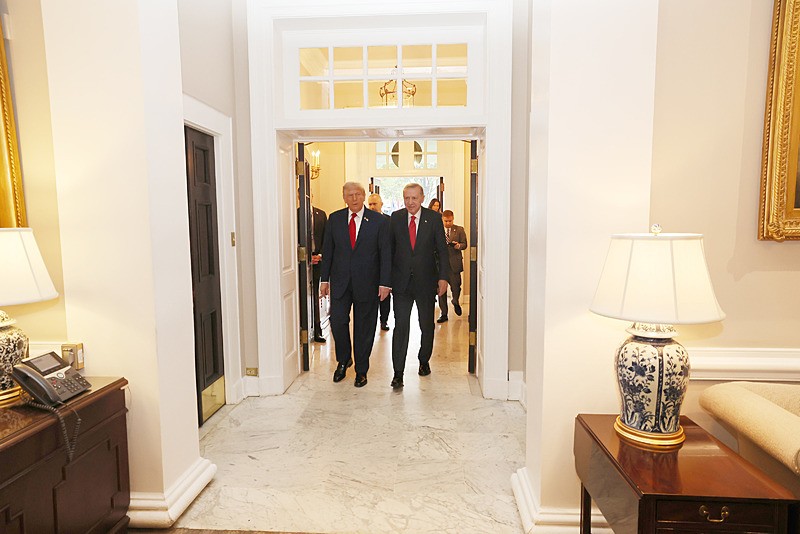 Başkan Erdoğan Beyaz Saray'da ABD Başkanı Trump ile görüştü