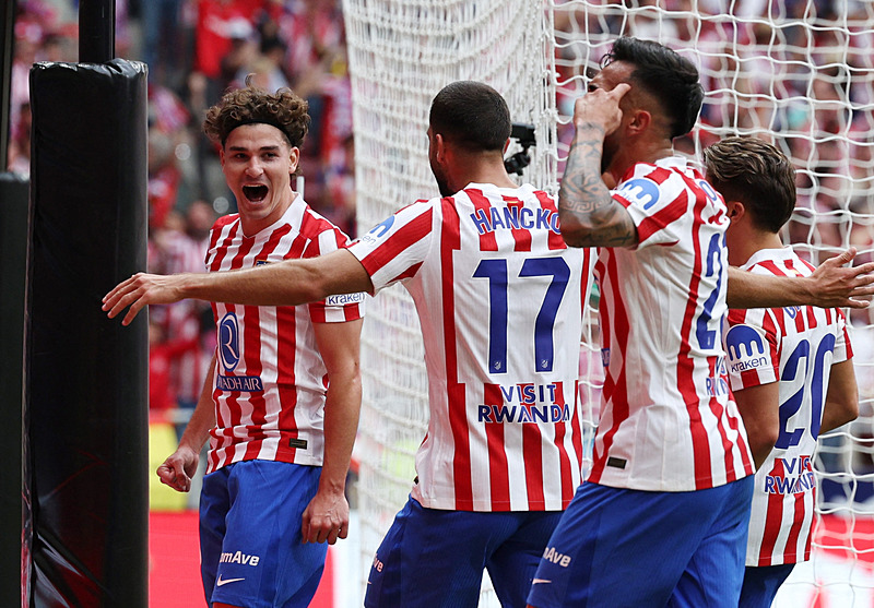 Julian Alvarez (REUTERS)