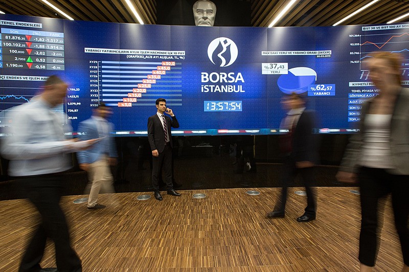 Borsa İstanbul (BİST) pay piyasasındaki bazı işlemlerde manipülasyon yapıldığı iddiasıyla yürütülen soruşturma kapsamında yapılan ikinci dalga operasyonda 11 şüpheli gözaltına alındı.