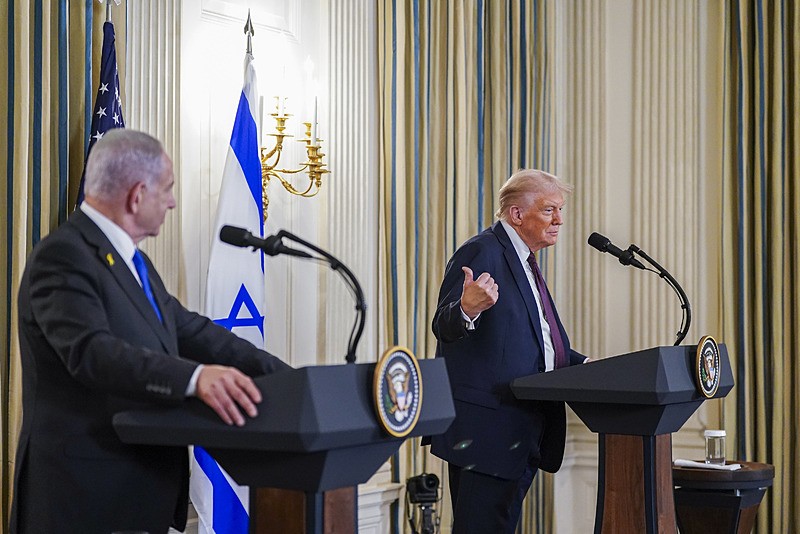 Donald Trump ve Netanyahu. (EPA)