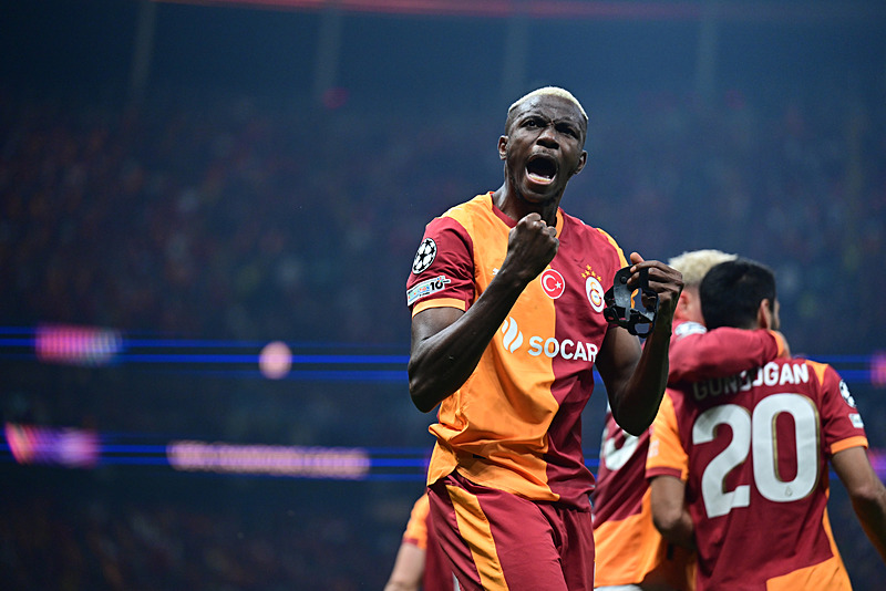 Victor Osimhen (AA)