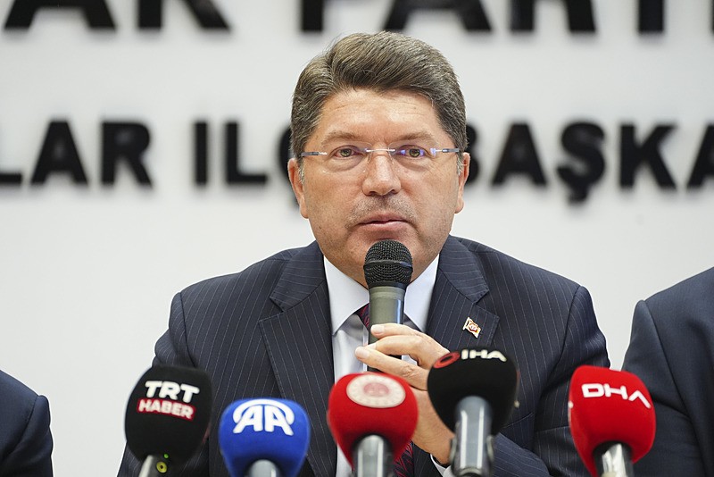 adalet-bakani-yilmaz-tuncten-11-yargi-paketi-ve-suca-suruklenen-cocuklar-aciklamasi-taslak-hazir-chpye-tepki-t-1759311302666.jpeg