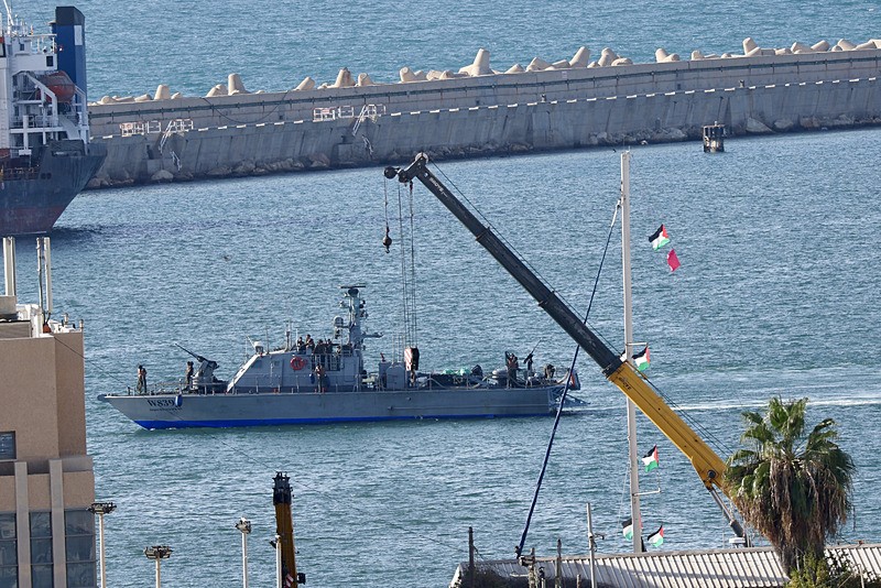 Aktivistler Aşdod Limanı'nda, AA