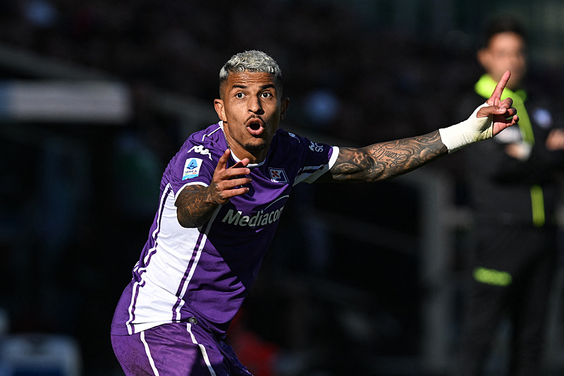 Fiorentina Roma'ya 2-1 yenildi (AP)