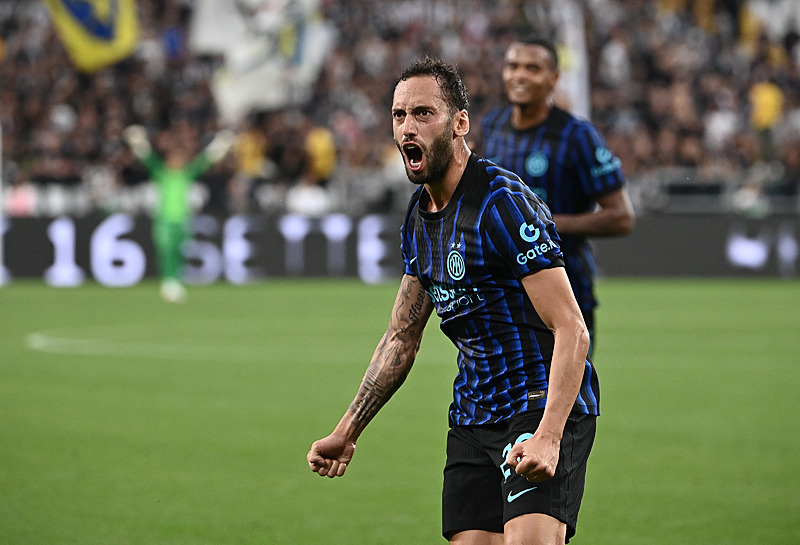 Hakan Çalhanoğlu (AA)