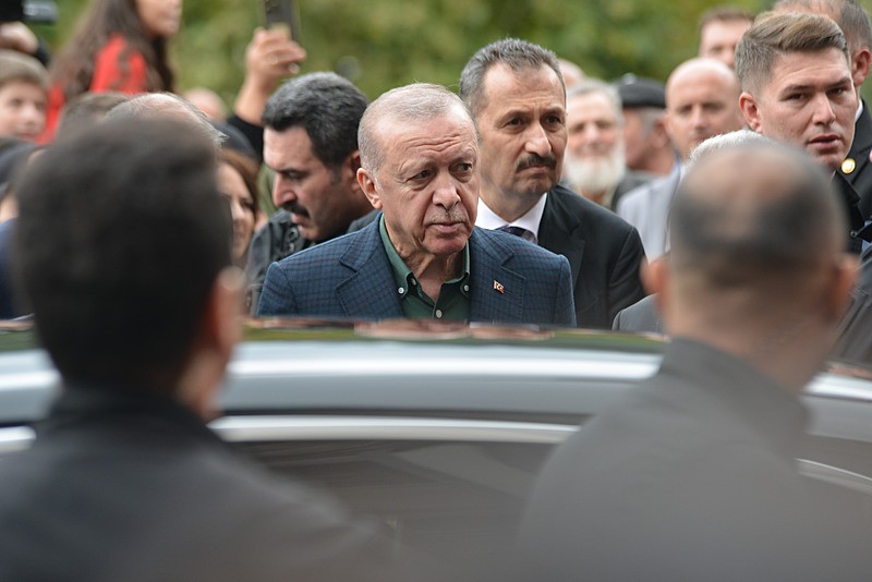 Başkan Recep Tayyip Erdoğan, cuma namazını memleketi Rize'nin Güneysu ilçesinde kıldı (DHA)