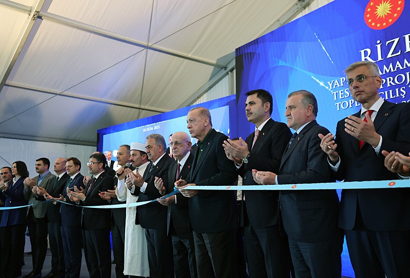 Başkan Erdoğan Rize'de toplu açılış törenine katıldı