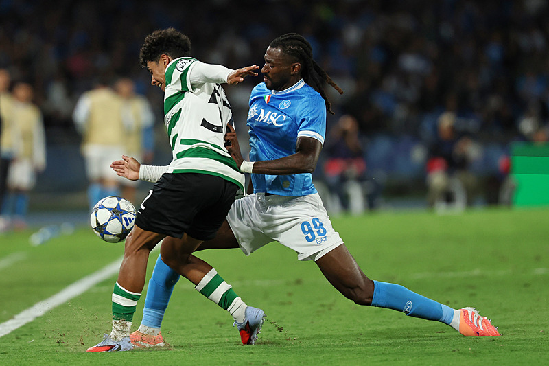 galatasaraya-napoliden-bir-transfer-daha-osimhen-sonrasi-dev-hamle-1760299064628.jpeg Frank Anguissa (REUTERS)