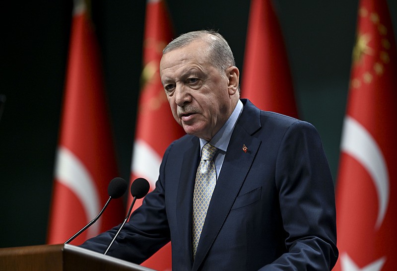 Başkan Erdoğan, Kabine Toplantısı'nın ardından millete seslendi. (AA)