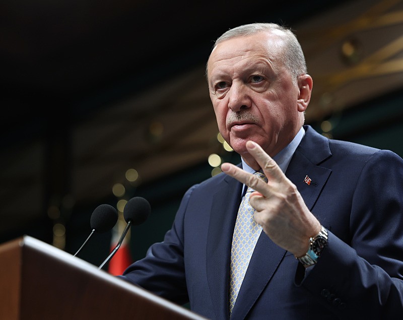 Başkan Erdoğan, Kabine Toplantısı'nın ardından millete seslendi. (AA)