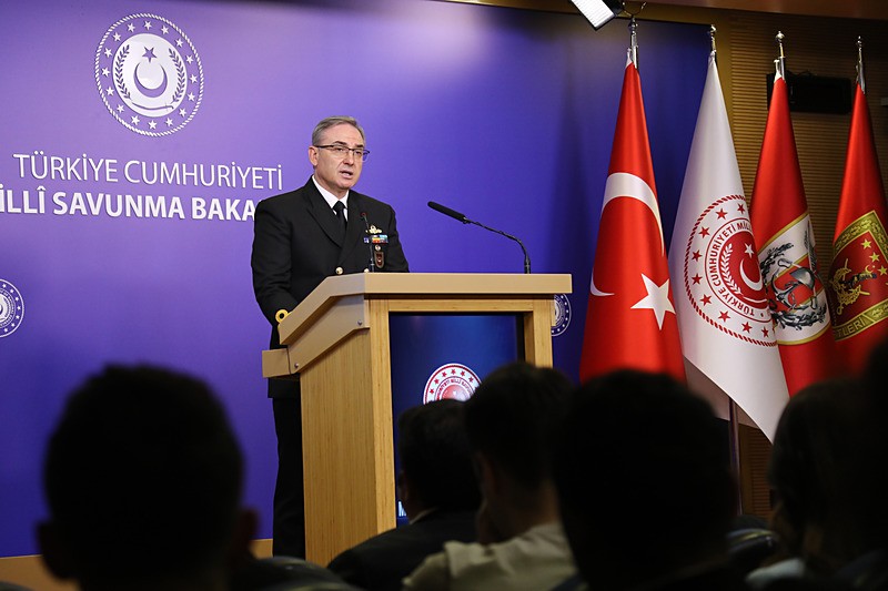 Milli Savunma Bakanlığı (MSB) Basın ve Halkla İlişkiler Müşaviri ve Bakanlık Sözcüsü Tuğamiral Zeki Aktürk