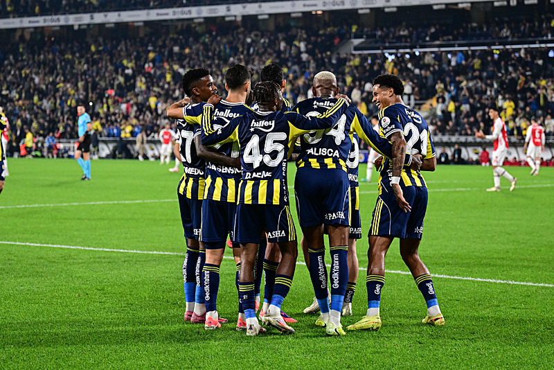 Fenerbahçe'nin gol sevinci (AA)