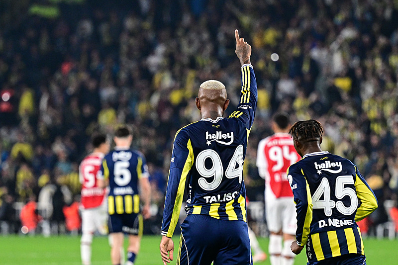 Anderson Talisca (AA)