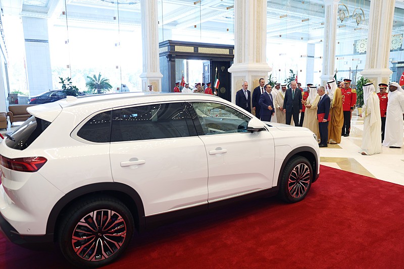 Başkan Erdoğan Es Sabah'a Togg'un T10F serisinden beyaz renk bir araç hediye etti