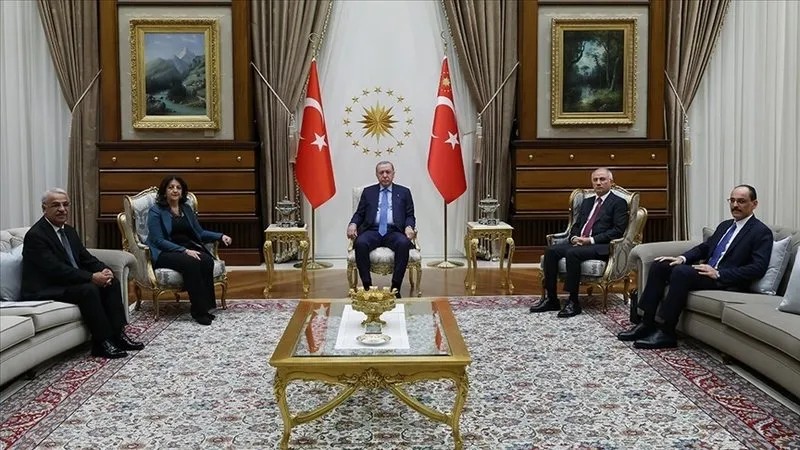 Başkan Erdoğan DEM Parti İmralı Heyeti'ni kabul etti (Takvim.com.tr)