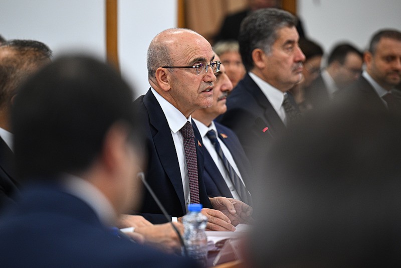 Hazine ve Maliye Bakanı Mehmet Şimşek, Bakanlığının 2026 yılı bütçesine ilişkin sunum yaptı (Fotoğraf: AA)