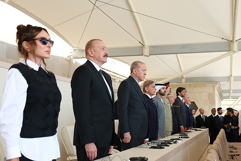 Başkan Recep Tayyip Erdoğan, ʺ8 Kasım Zafer Günüʺ dolayısıyla Azerbaycan'ın başkenti Bakü'de düzenlenen törene katılarak konuşma yaptı (Fotoğraf: AA)