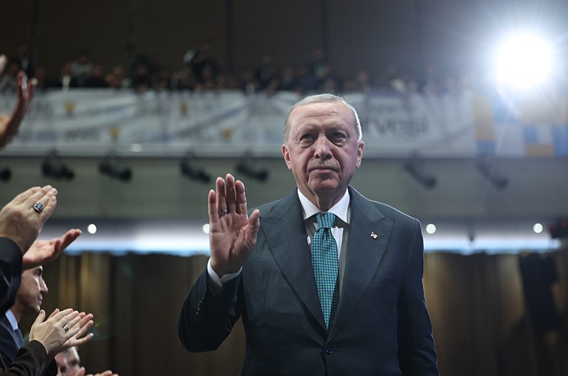 Başkan ve AK Parti Genel Başkanı Recep Tayyip Erdoğan, AK Parti Kongre Merkezi'nde düzenlenen ʺMedeniyetimizde Şehir ve Mekanʺ temalı Şehircilik Zirvesi ile Kentkırım Sergisi'nin açılışına katılarak, konuşma yaptı (Fotoğraf: AA)