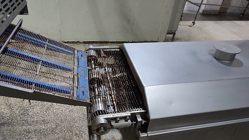 Kemik parçalarını köfte üretiminde kullanmışlar! Taklit ve tağşiş yapan o iş yeri mühürlendi-3