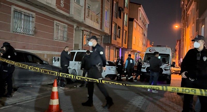 Esenyurt'ta yüksek dozlu ilaçlama iddiası: 1'i bebek 4 kişi zehirlendi. (Fotoğraf: DHA)