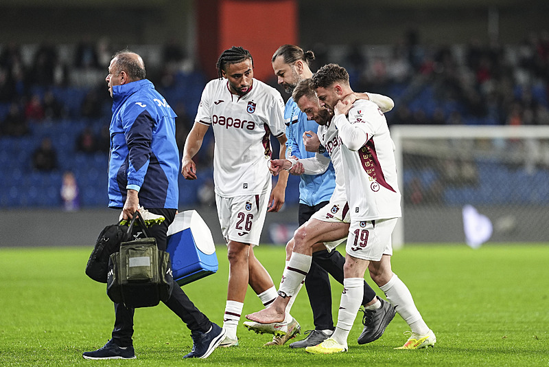 Edin Vişça maça devam edemedi (AA)