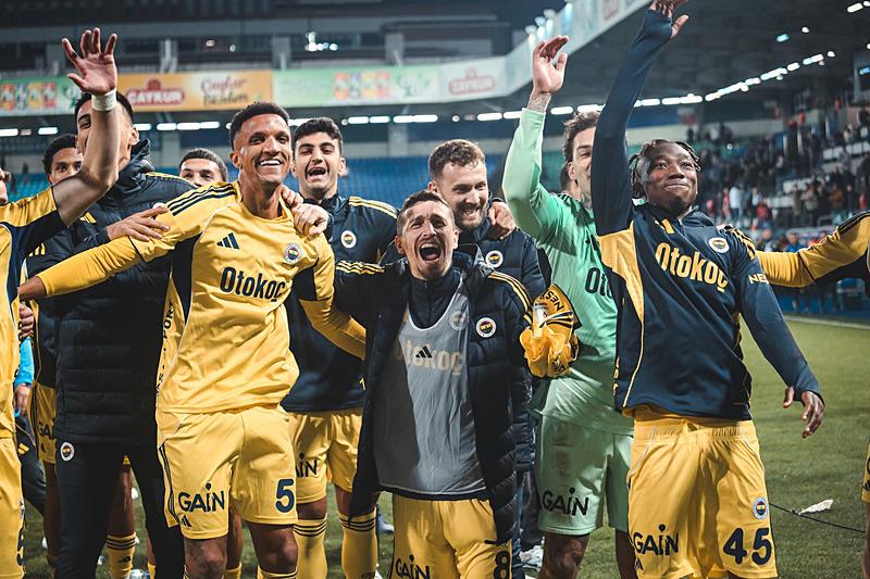 Fenerbahçe'de savunma alarmı-2