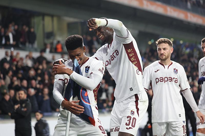 trabzonspora-istanbul-yariyor-1764067171671.jpeg Trabzonspor'a İstanbul yarıyor!-2