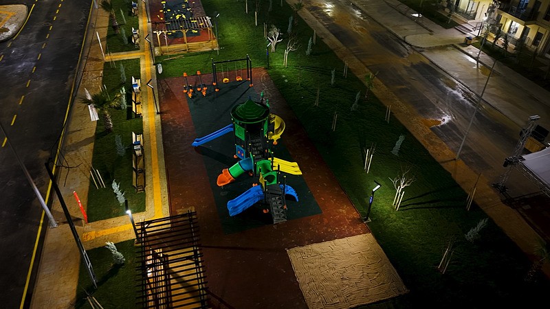 BAKAN KURUM: ʺKÜLLERİNDEN DOĞAN HATAY'IMIZ YİNE IŞIL IŞILʺ ʺYIKIMIN 'MERKEZİ' EMEK MAHALLESİ ARTIK ASRIN İNŞASININ SEMBOLÜʺ