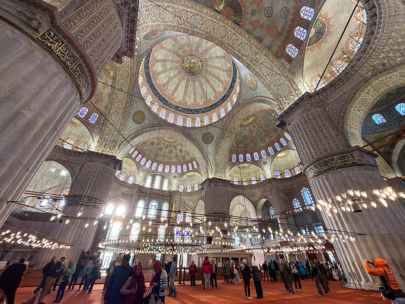 Sultanahmet Camii, Reuters