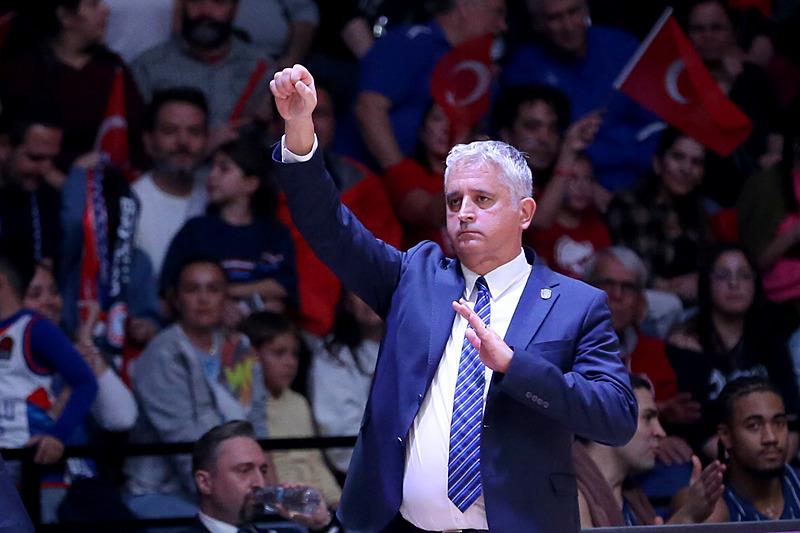 Anadolu Efes'te Kokoskov dönemi sona erdi!-2