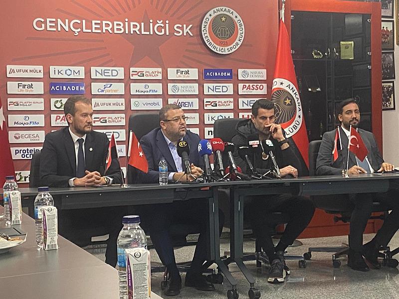 genclerbirligine-fenerbahceden-iki-transfer-1764247964649.jpeg