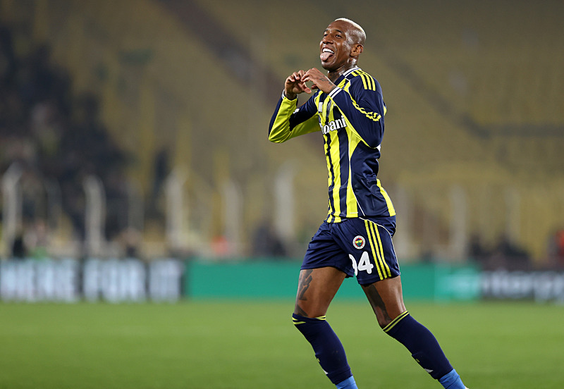 Anderson Talisca (AA)