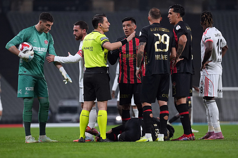 Beşiktaş Karagümrük ile karşılaştı (AA)