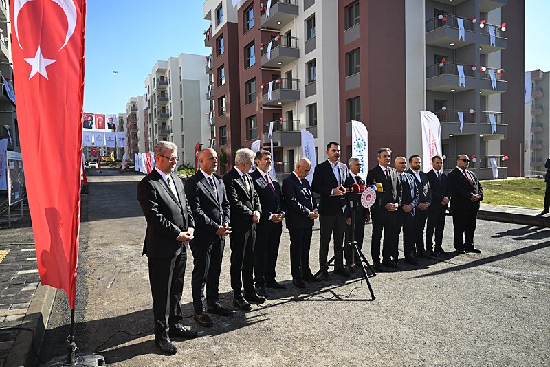 Çevre, Şehircilik ve İklim Değişikliği Bakanı Kurum, Kahramanmaraş'ta (AA)