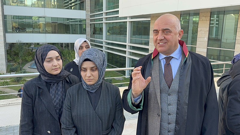 Aile ve avukat (İHA)