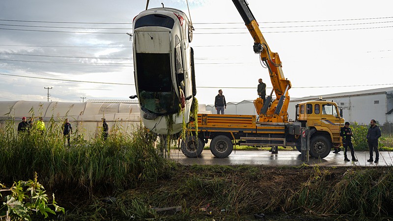 Olay yerinden görüntüler (DHA)