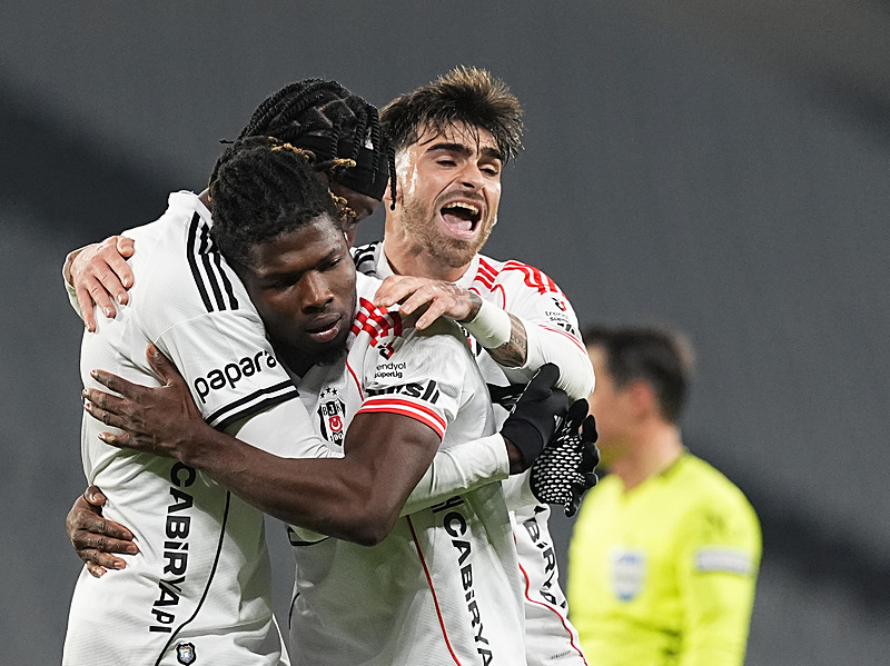 Beşiktaş son maçında Karagümrük'ü yendi (AA)