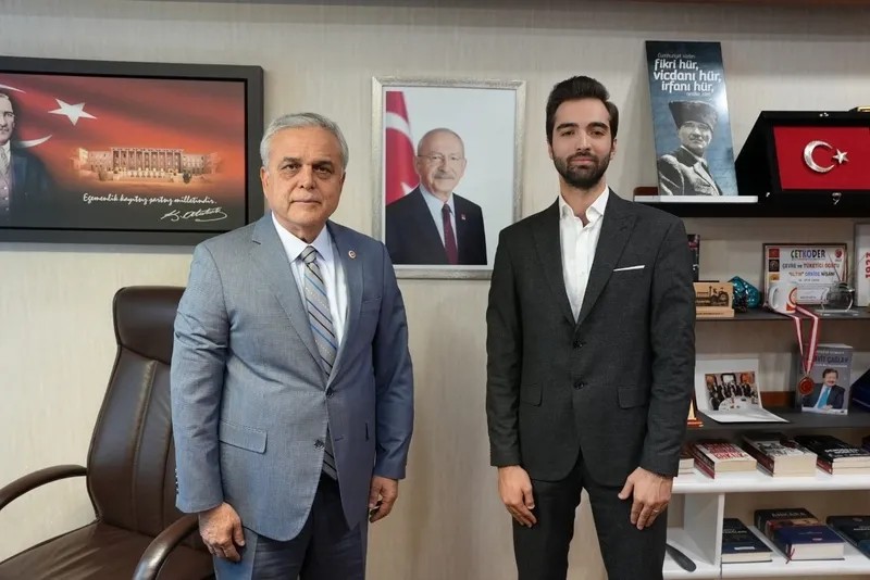 Mersin Milletvekili Hasan Ufuk Çakır ve Takvim.com.tr Haber Sorumlusu Ahmet Zeren