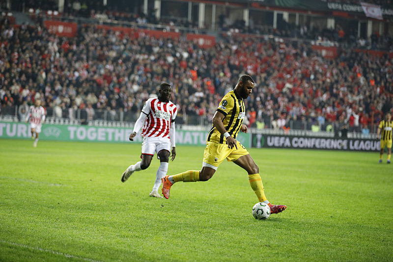 Samsunspor AEK ile karşılaştı (AA)