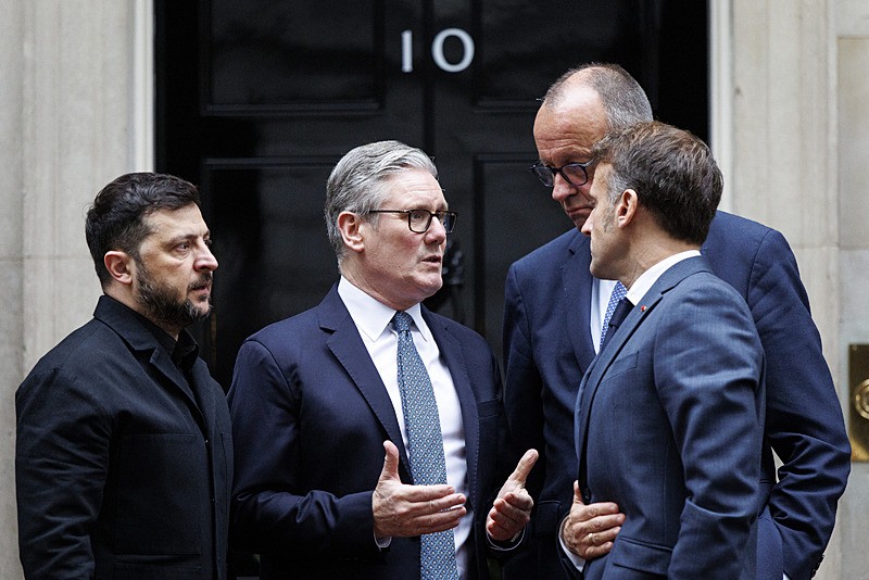 Zelenskiy, Starmer, Merz ve Macron, EPA