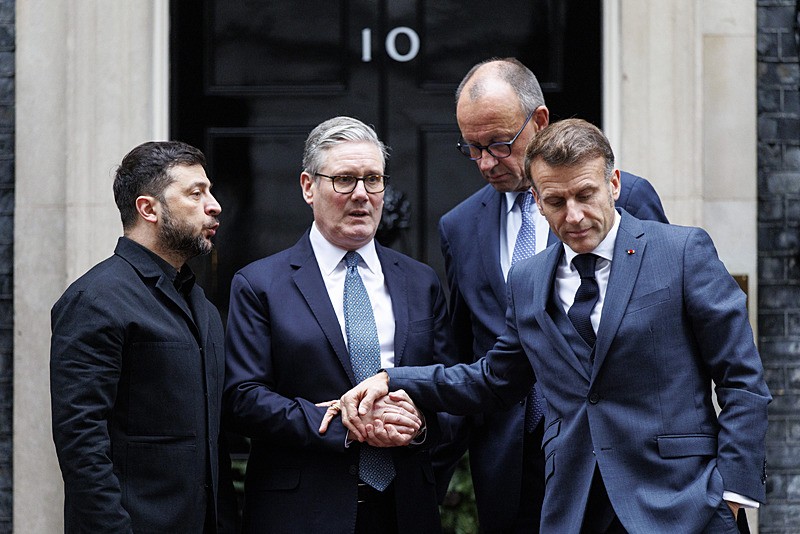 Zelenskiy, Starmer, Merz ve Macron, EPA