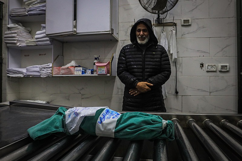 3 aylık Tim El Khavaja isimli bebek soğuk hava koşulları nedeniyle yaşamını yitirdi, aa